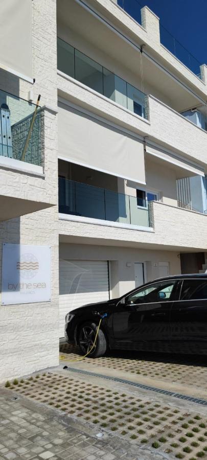 By The Sea - Paleros Villa Exterior photo